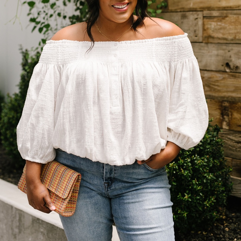 Just Add Sun Off Shoulder Top in White - Picture 2 of 12